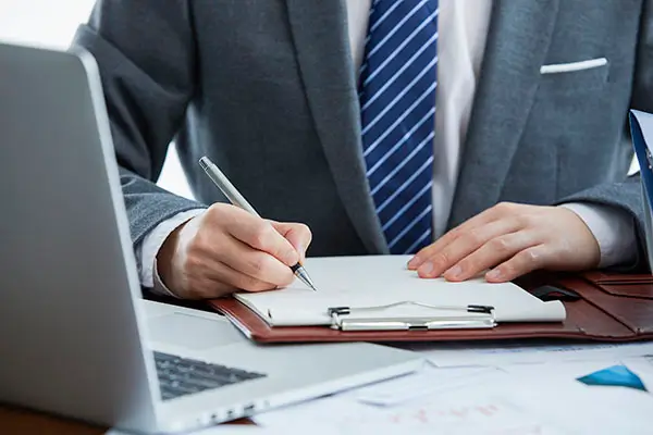 11月青岛旅游穿搭图片