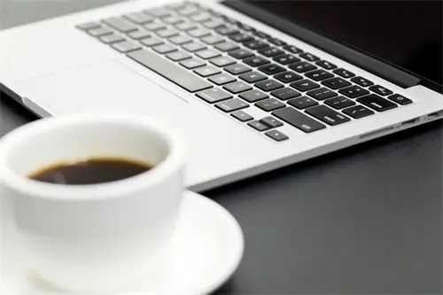 11月珠海旅游穿搭图片